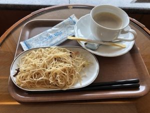 ファーストクラス部屋の食事